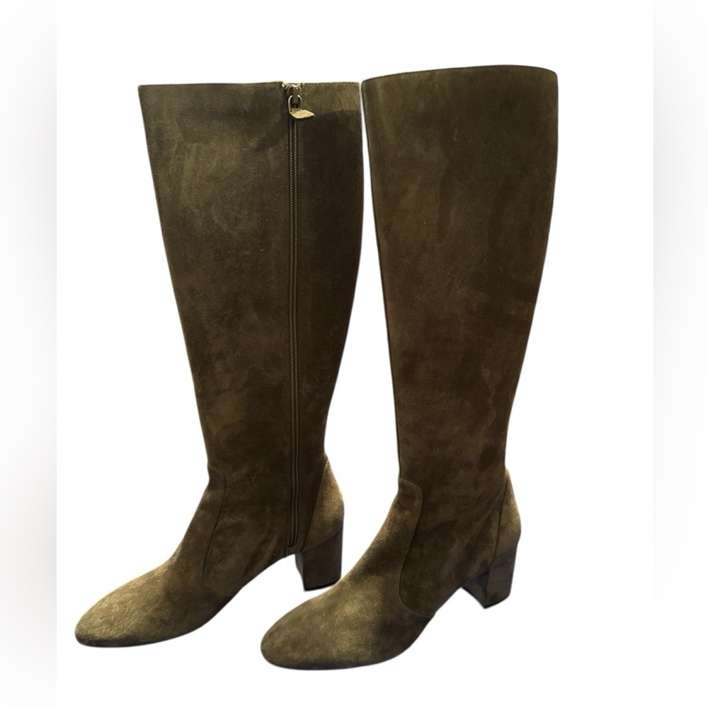 Stuart Weitzman Gray Suede Heeled Boots New in box